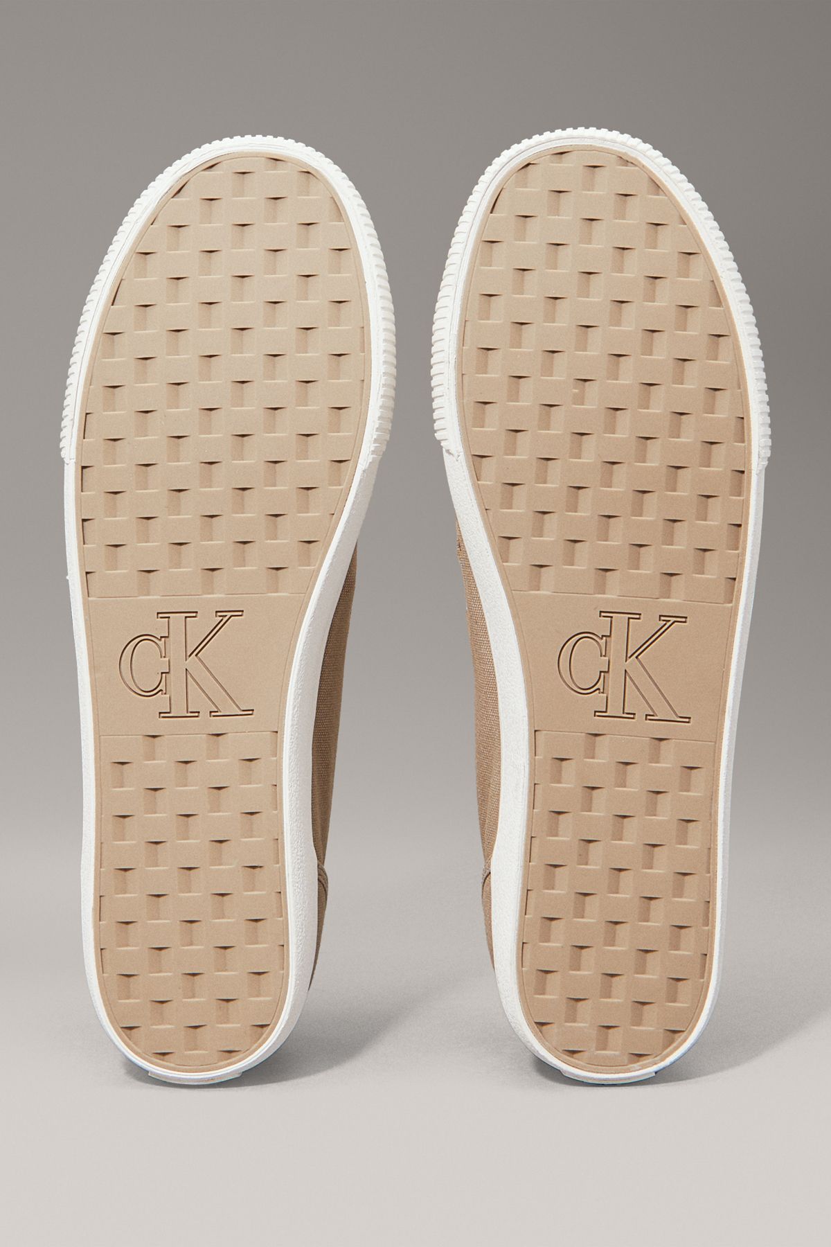 Calvin Klein-ESS VULC ΧΑΜΗΛΟ MG ΚΑΜΒΑΣ 4