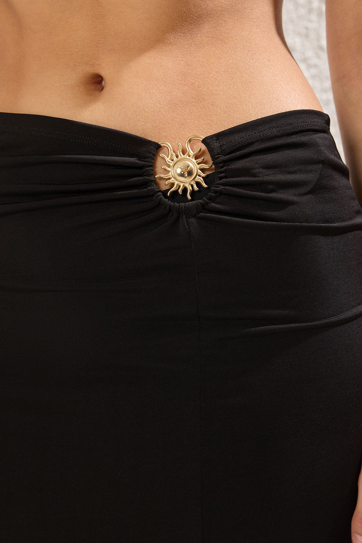 Trendyol Collection-Premium schwarzer gestrickter Strandpareo – mit Sonnenzubehör TBESS25PR00007 4