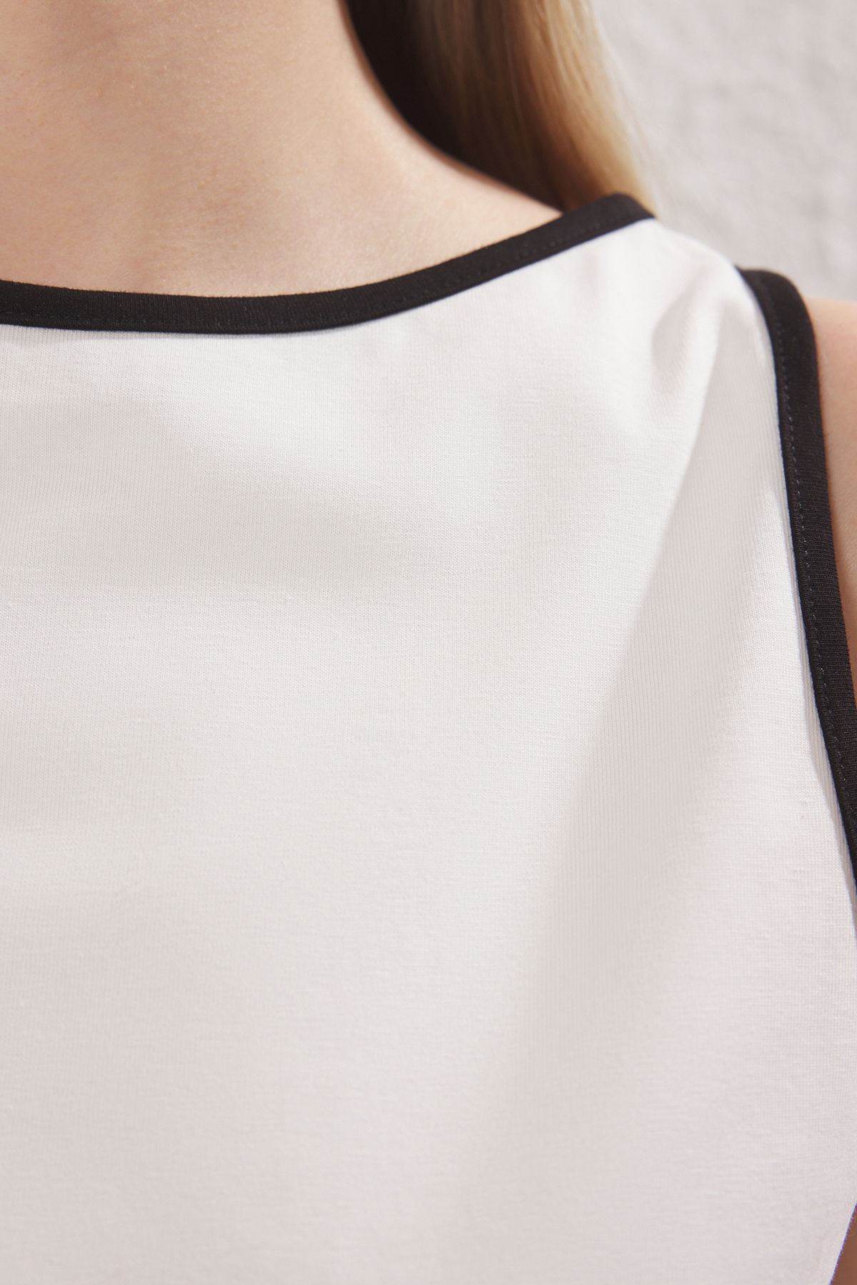 Trendyol Collection-Ecru Cotton Regular/Normal Fit Flexible Knitted Undershirt Twoss25Al00040 3
