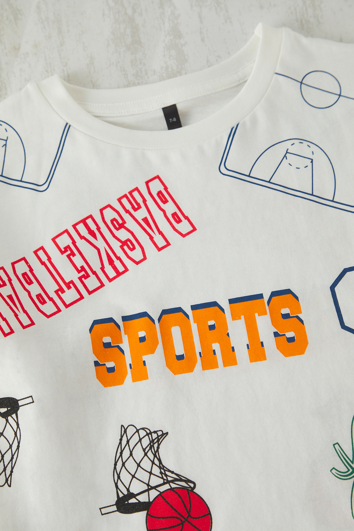 Trendyolmilla  Ekru Erkek Çocuk %100 Pamuk Slogan Baskılı T-Shirt-Şort Örme Alt-Üst Takım TKDSS25AU00078 - Görsel 3