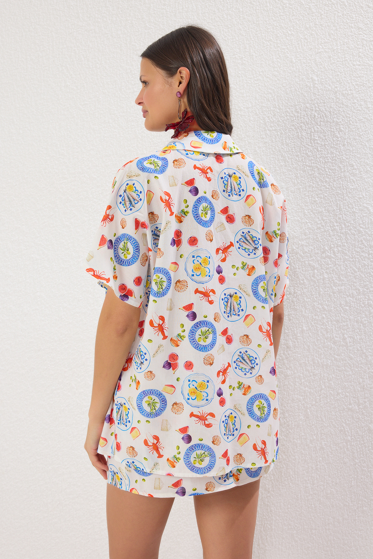 Trendyolmilla  Su Altı Desenli Dokuma %100 Pamuk Plaj Gömlek-Etek Takım TBESS25AU00056 - Görsel 6