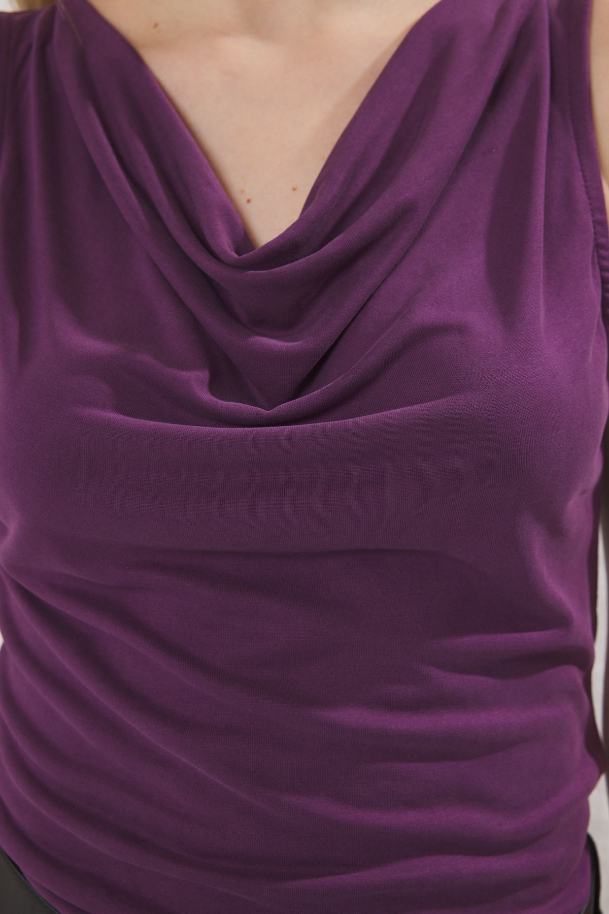 Trendyol Collection-Plum More Sustainable Modal Flowable Fabric Πλεκτή μπλούζα με γιακά Degaje TWOSS25BZ00395 3