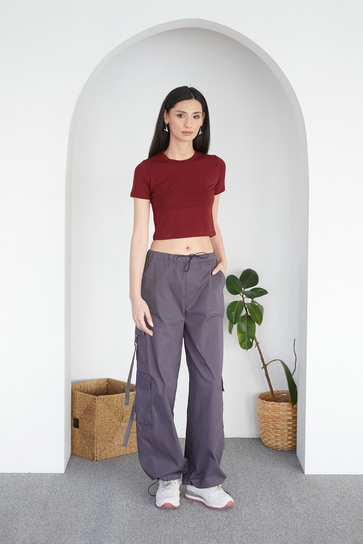 Fulla Moda-Basic Crew Neck Crop T-Shirt 2