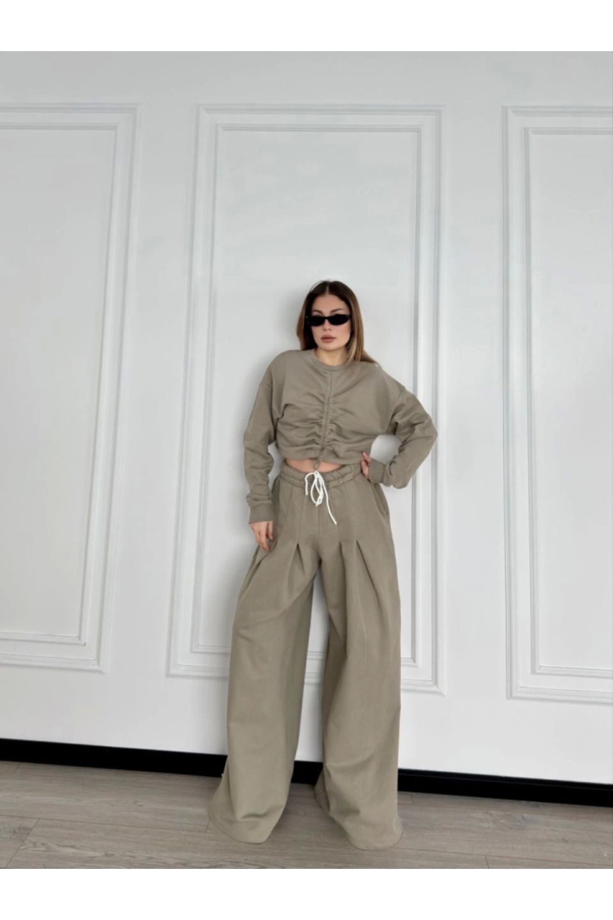 Deridün Yıldız Shoes Uzun Kollu Önü İp Büzgülü Crop Ve Pantolon İkili Takım - Haki