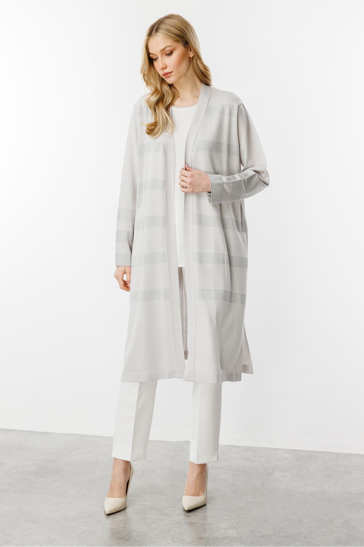 Butik Triko-سترة صوفية طويلة محبوكة بتفاصيل لامعة 2