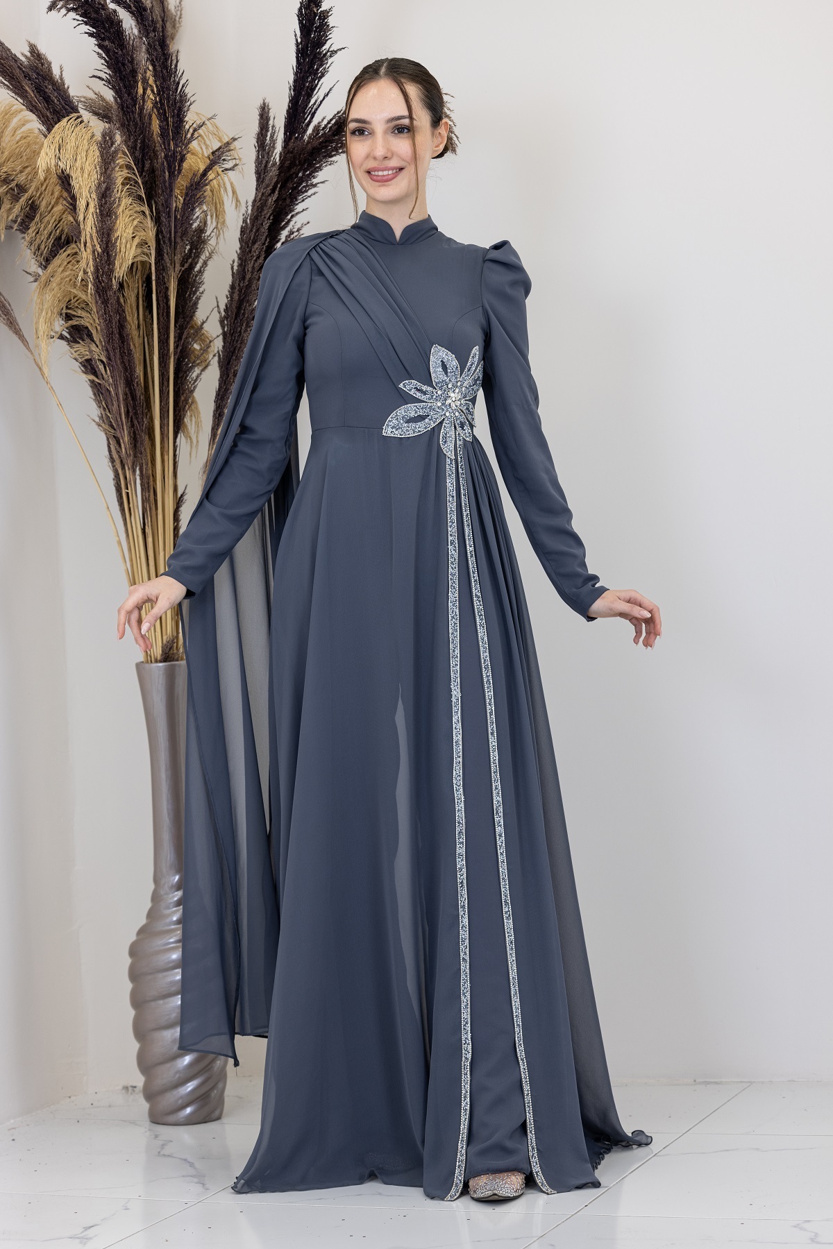 Genel Markalar Omzu Pelerinli Çiçek Tulum