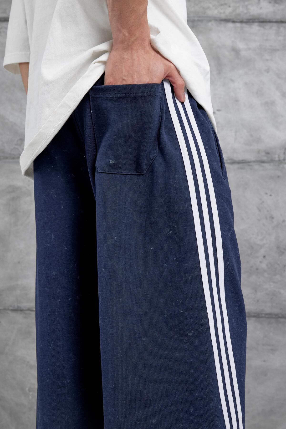 NOMARC-Navy Blue Ynzay-3 Written Baggy Sweatpants 5