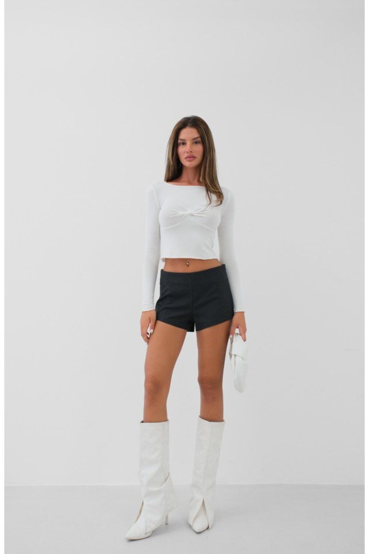 MHT STORE Göğüs Düğüm Detay Bluz