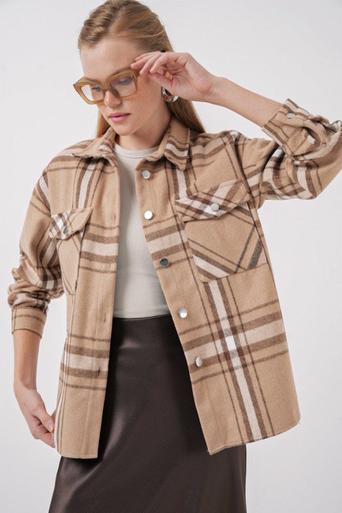moda wanilia 3854 Ekose Desen Çift Cepli Gömlek - Bisküvi
