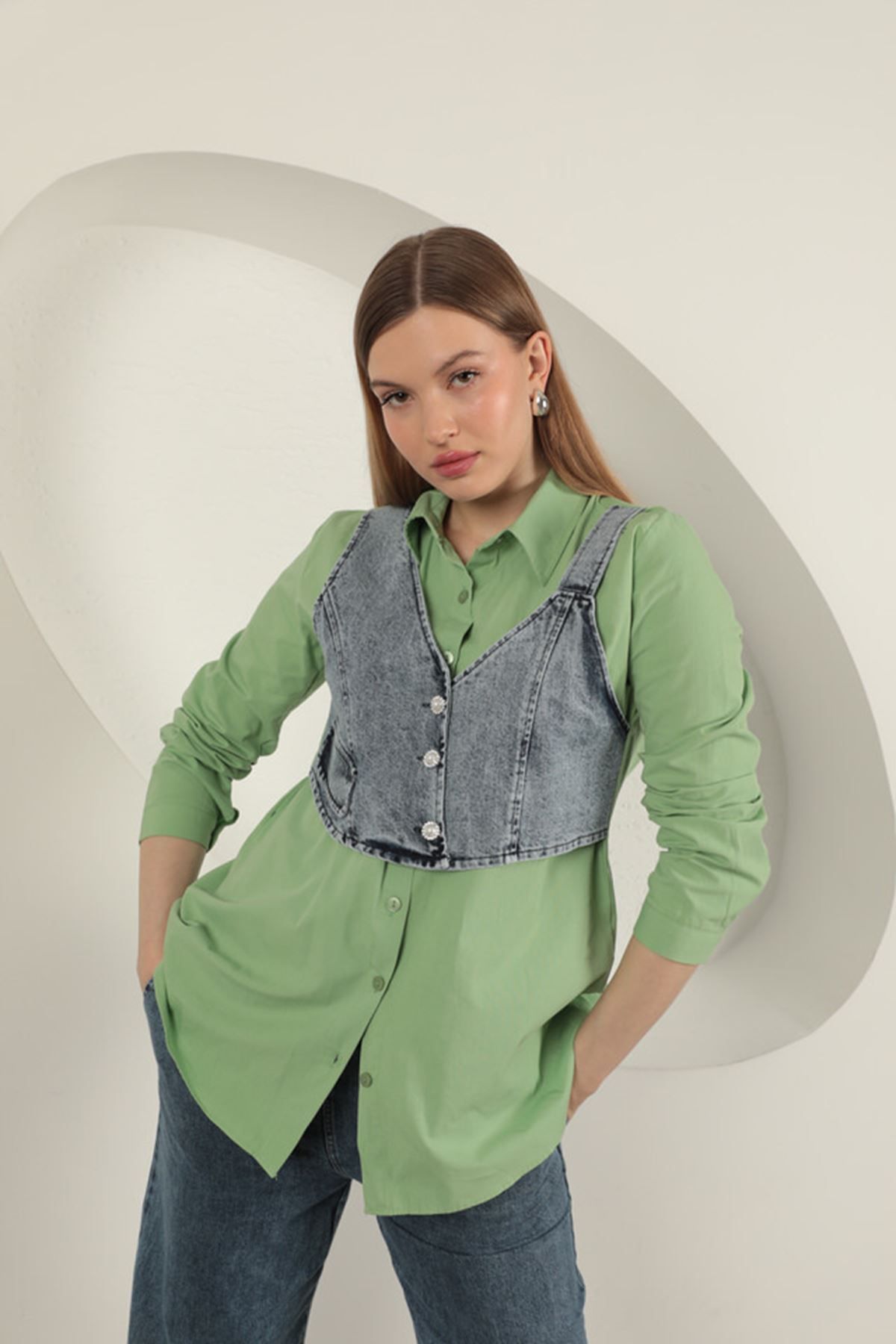 Graph Poplin Kumaş Yelek Detaylı Fıstık Yeşili Kadın Gömlek