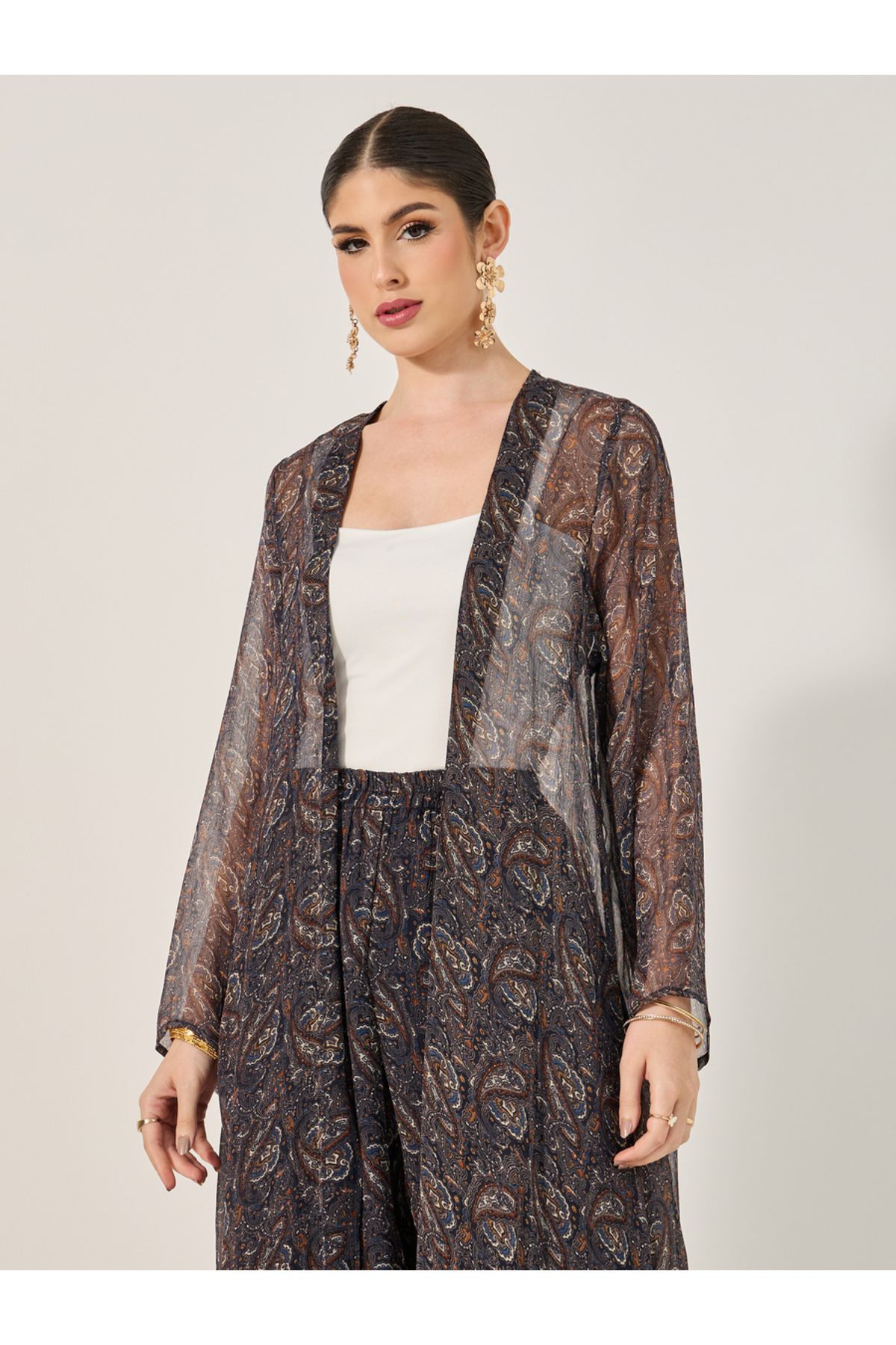 Styli-printed abaya and inner top and pants set 3
