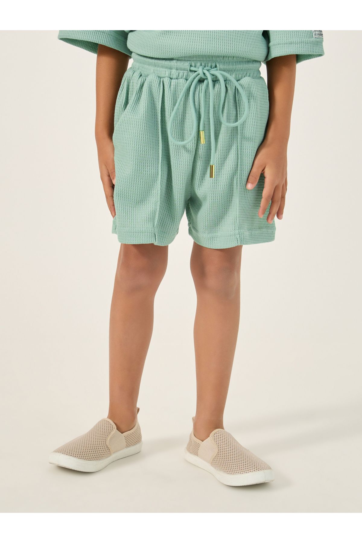 Styli-Textured Knit Polo T-Shirt and Shorts Set 4