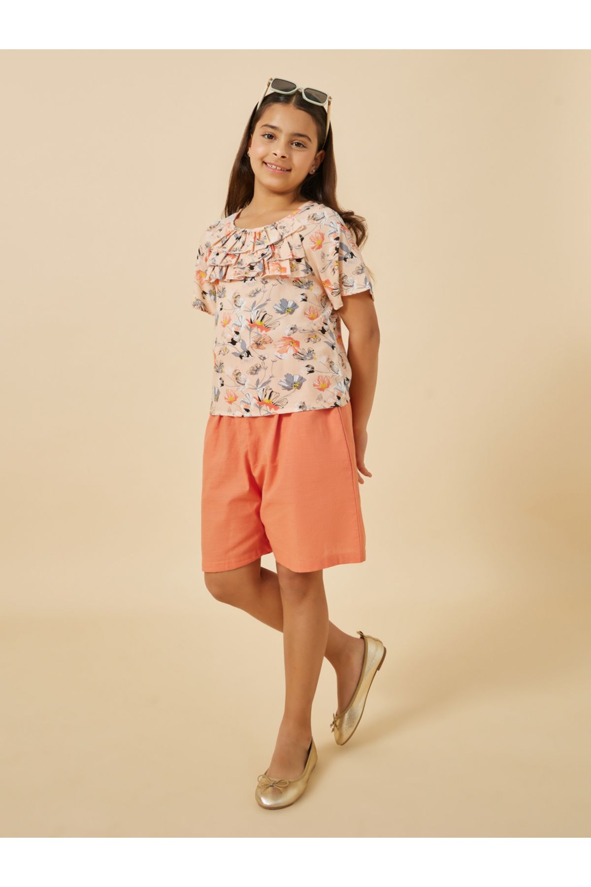 Styli-All-Over Flower Print Top with Shorts Set 1