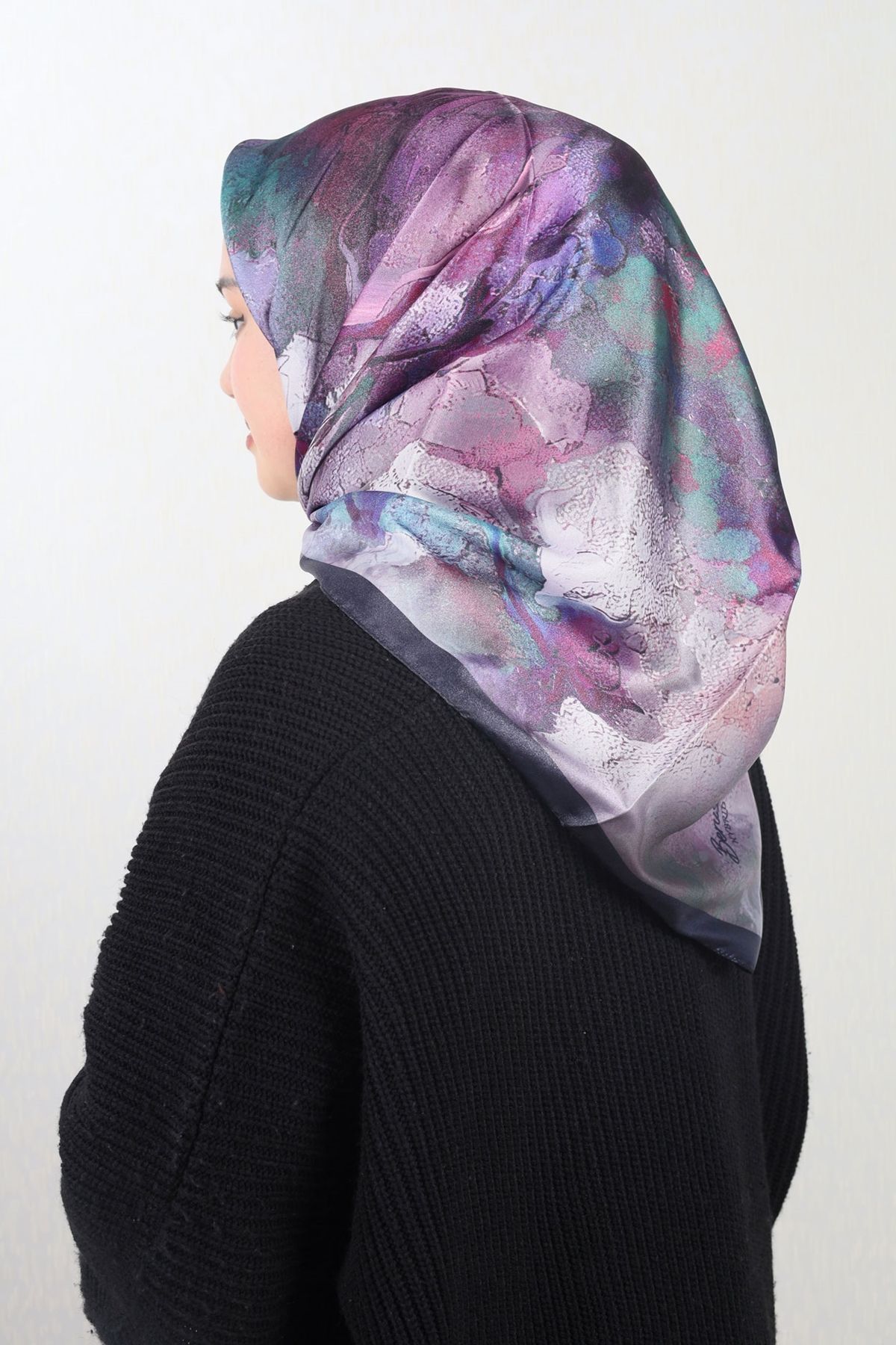 Berussa-Hybrid Patterned Crystal Scarf - Pattern-01 - Color-11 2