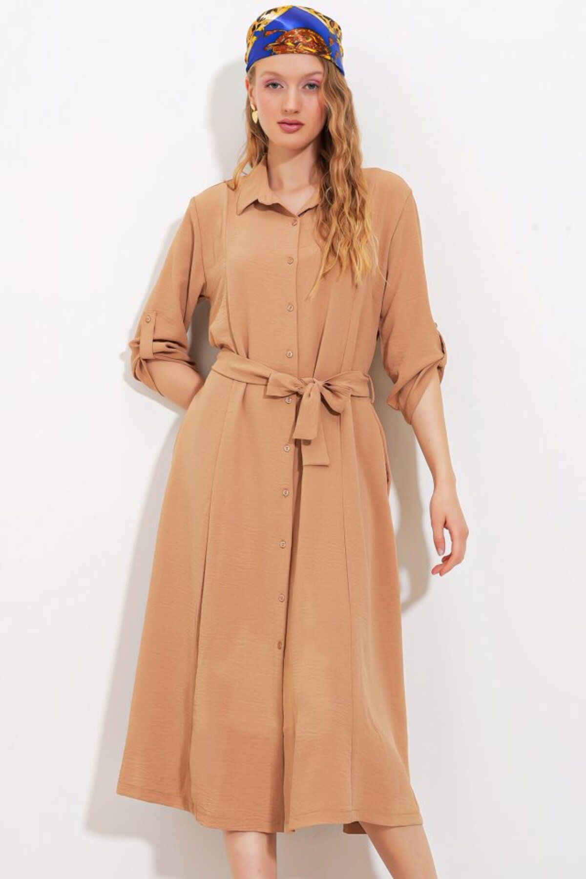 moda wanilia Camel Kuşaklı Gömlek Elbise 2442