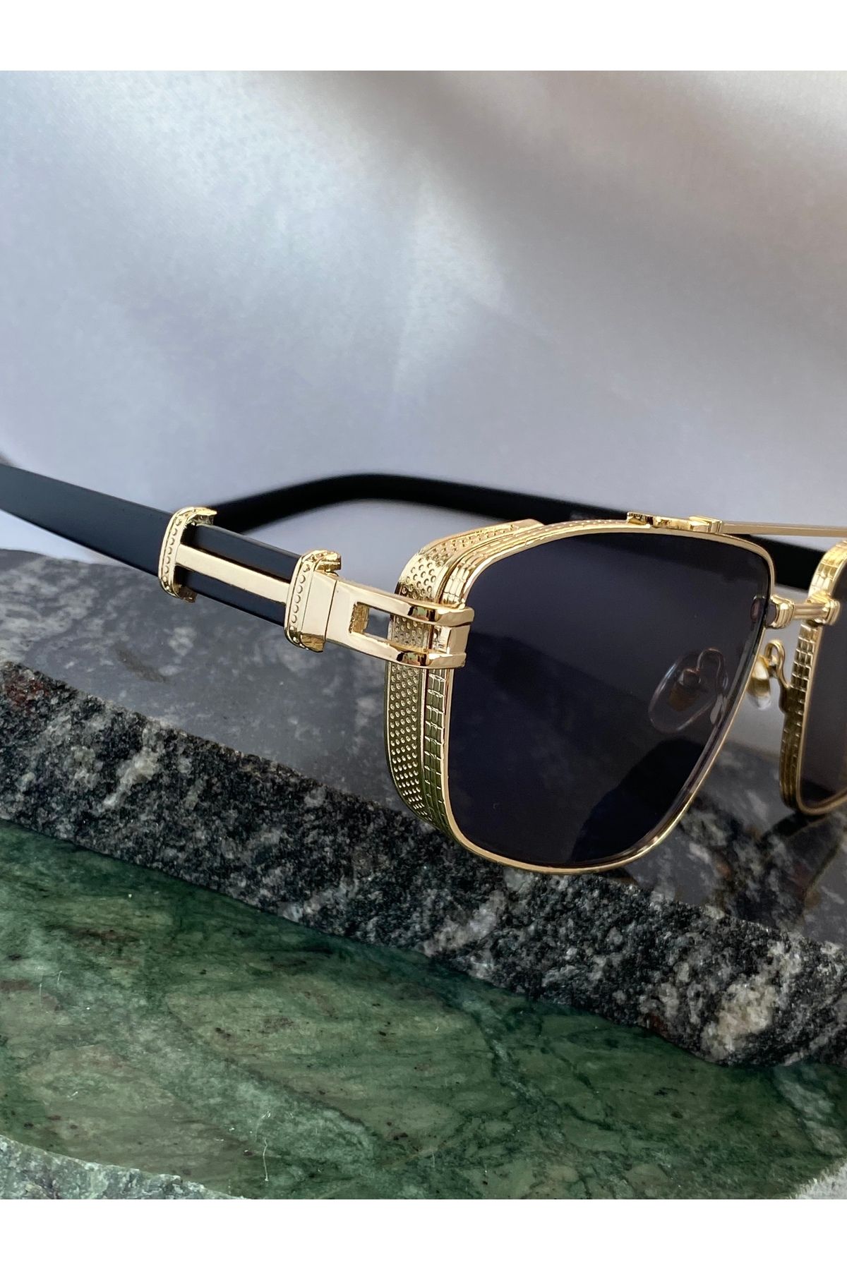 Mazzy-Rectangular Design Gold Black Unisex Sunglasses 5