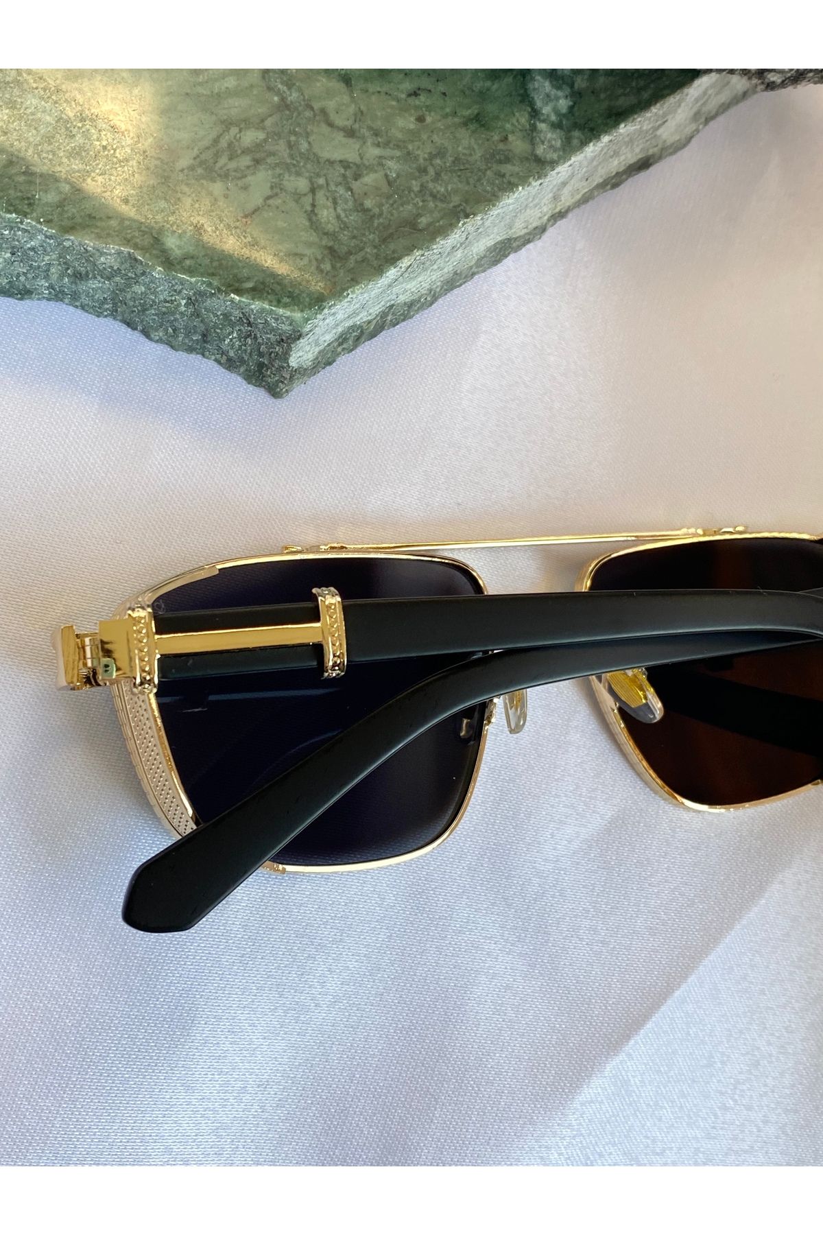 Mazzy-Rectangular Design Gold Black Unisex Sunglasses 4