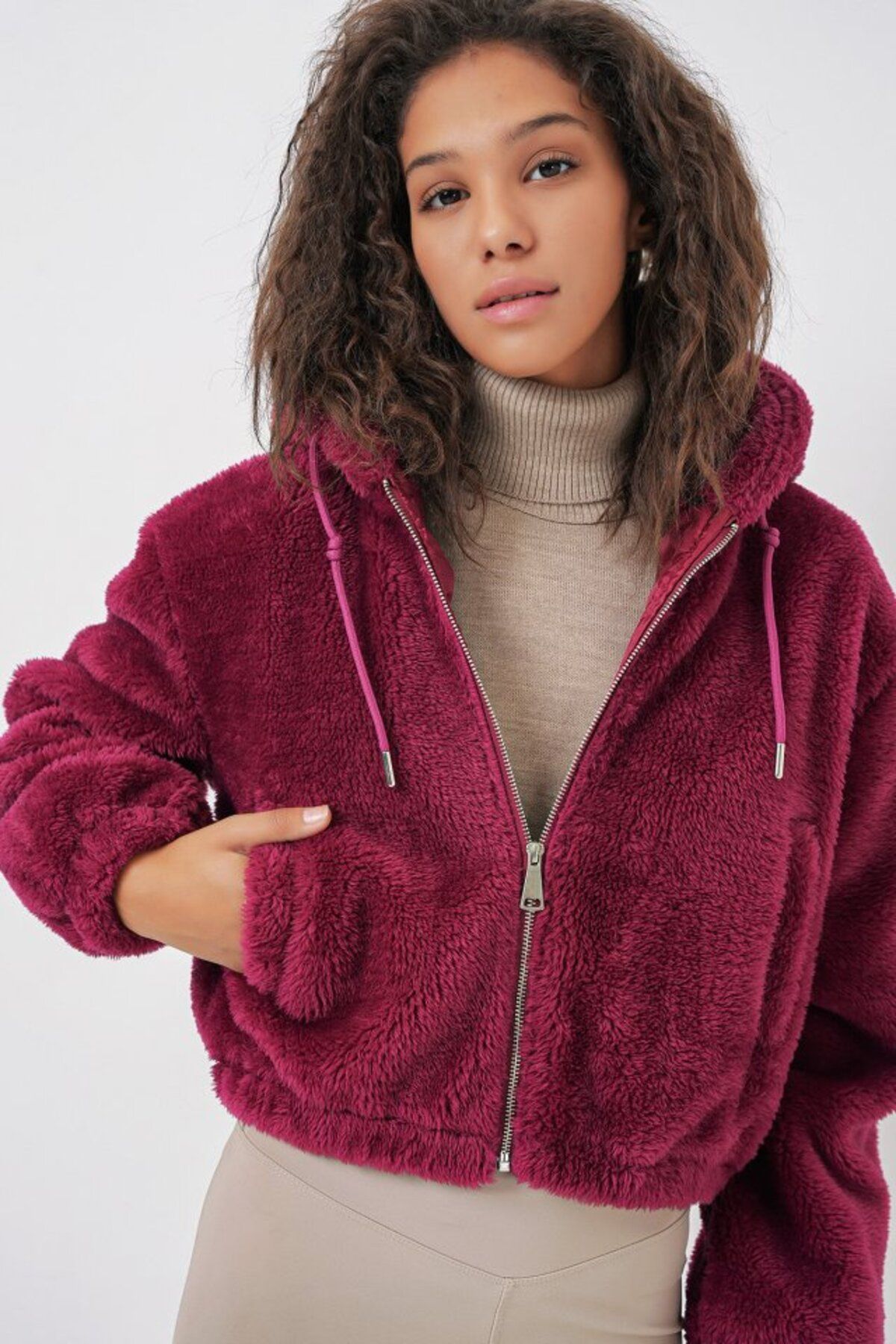 novafems 5193 Kapüşonlu Peluş Crop Ceket - Mürdüm