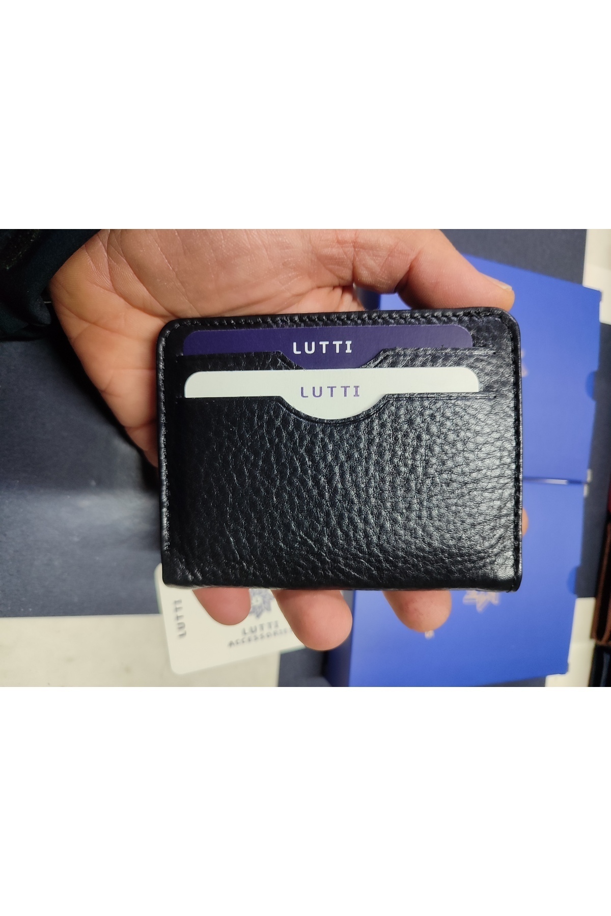 Lutti Mıknatıslı Hakiki Deri Kartlık Cüzdan görsel 4