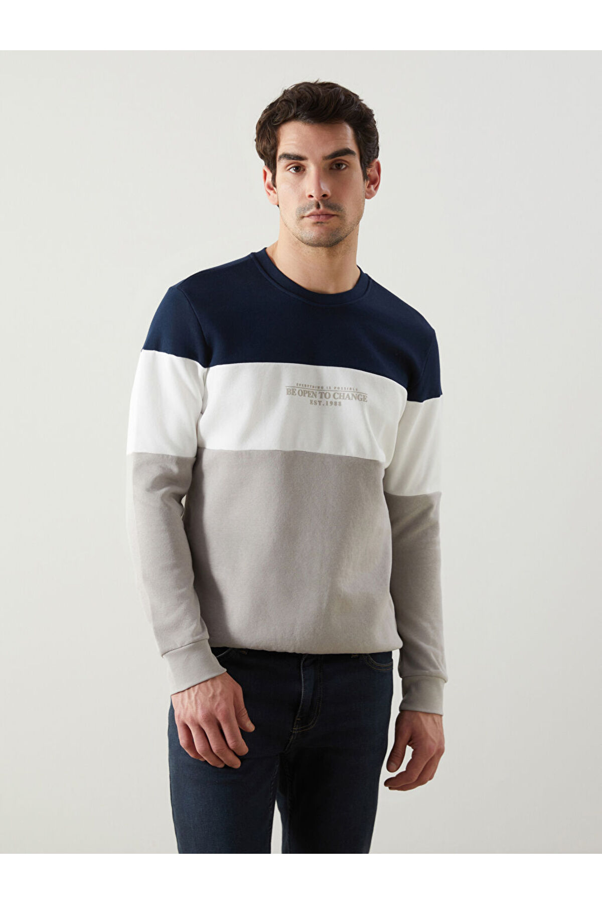 LC Waikiki Esvab • Modern & Distinctive Zero Roba Collar Long Sleeve Color Block Men's Sweatshirt