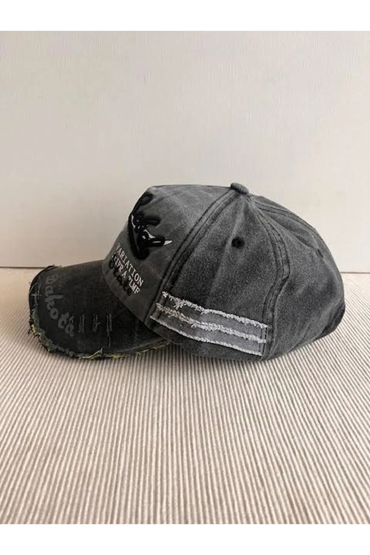 ergül çanta Black Rebel Nakışlı Yıkamalı Eskitme Model Arkasından Ayarlanabilir Unisex Renkli Şapka görsel 3