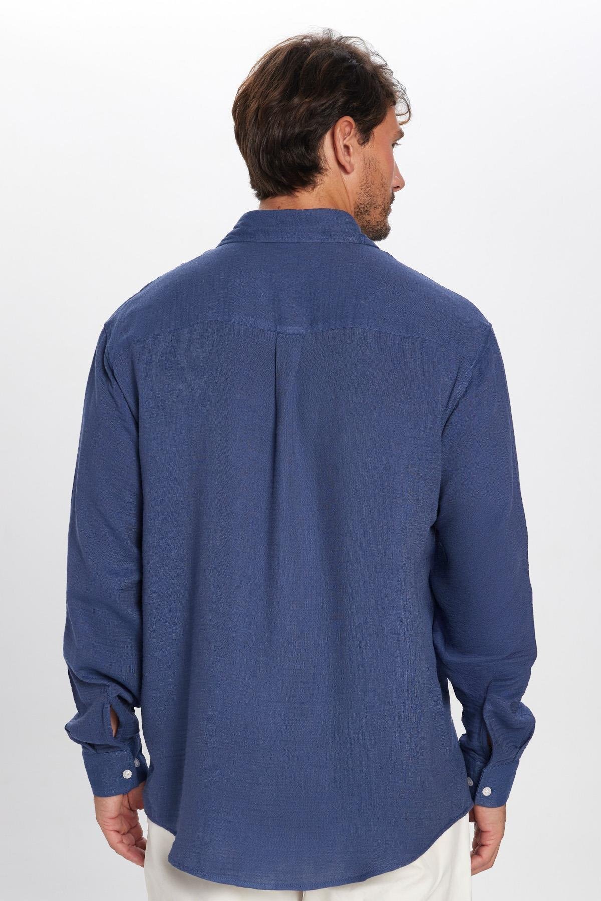 Tudors  Erkek Relax Fit Rahat Kesim Oversize Müslin Viskon Pamuklu Tek Cepli Düz İndigo Gömlek - Görsel 5