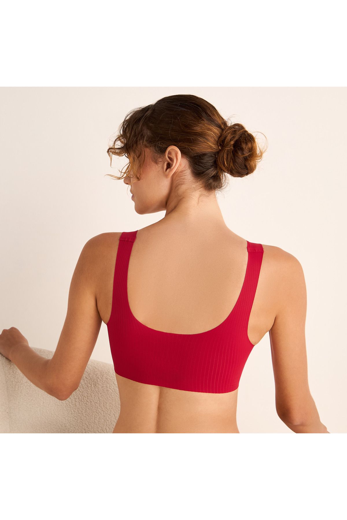 FAV-Seamless Bonded Support Bra 2