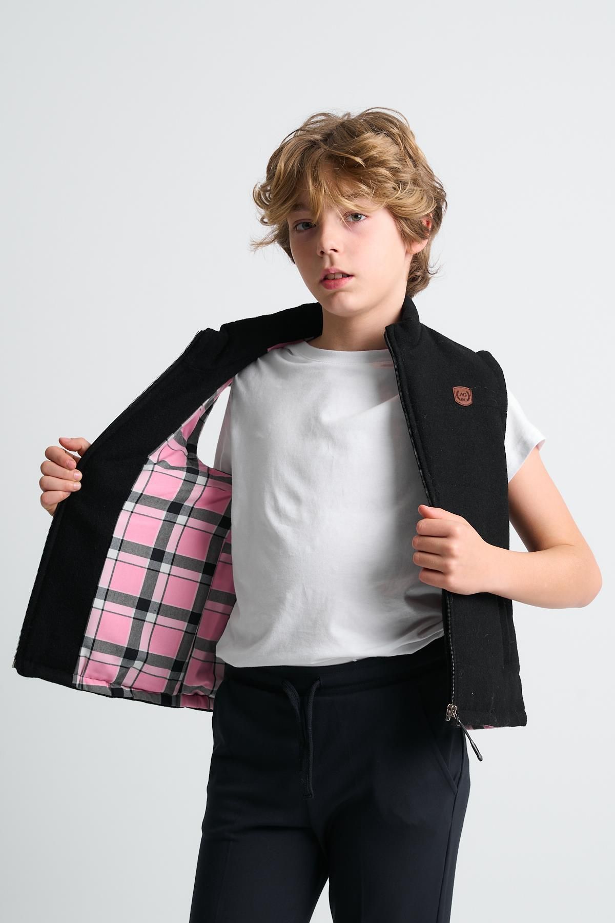 complete the look image