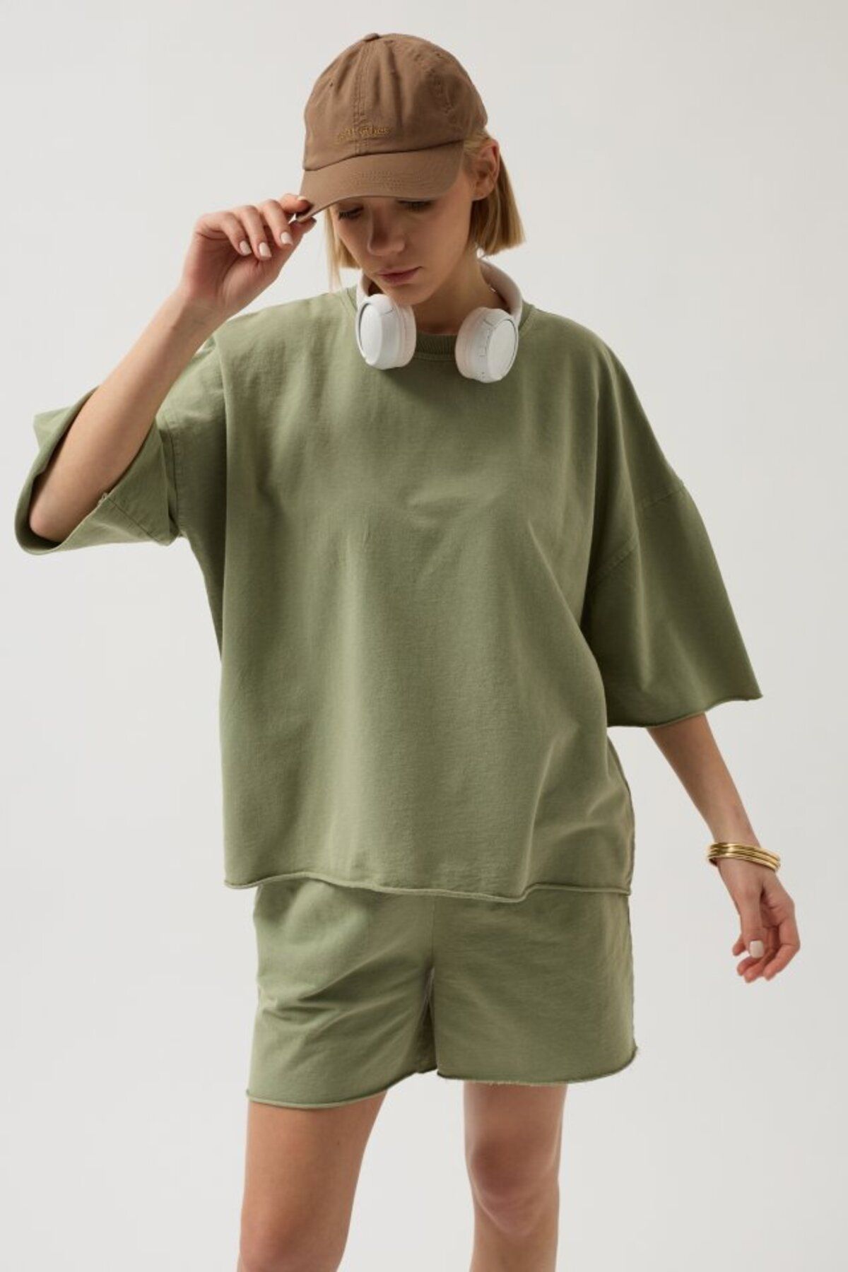 Gökyüzü Moda Oversize Lazer Kesim Bisiklet Yaka T-Shirt