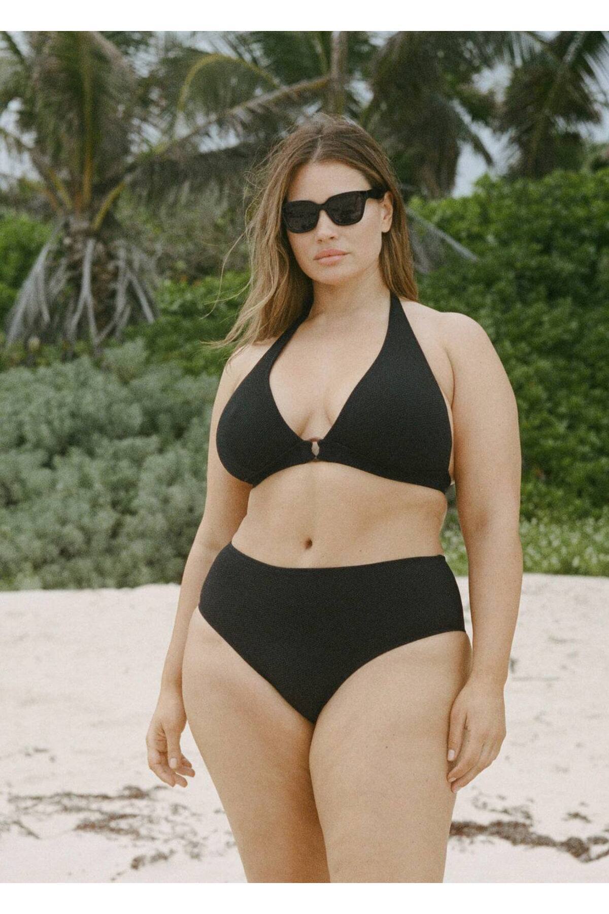 Dekoratif halkalı dokulu bikini üstü