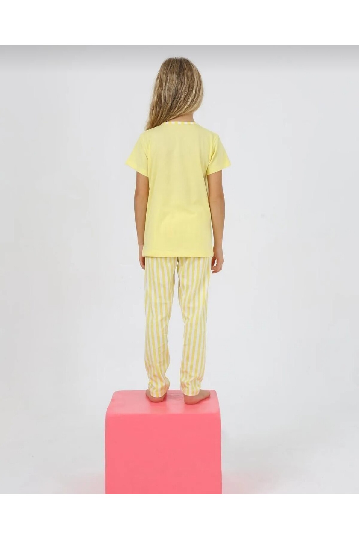 Elidabutik Sarı kısa kol %100 pamuk strawberry pijama takımı fotoğrafı 4 (önizleme)