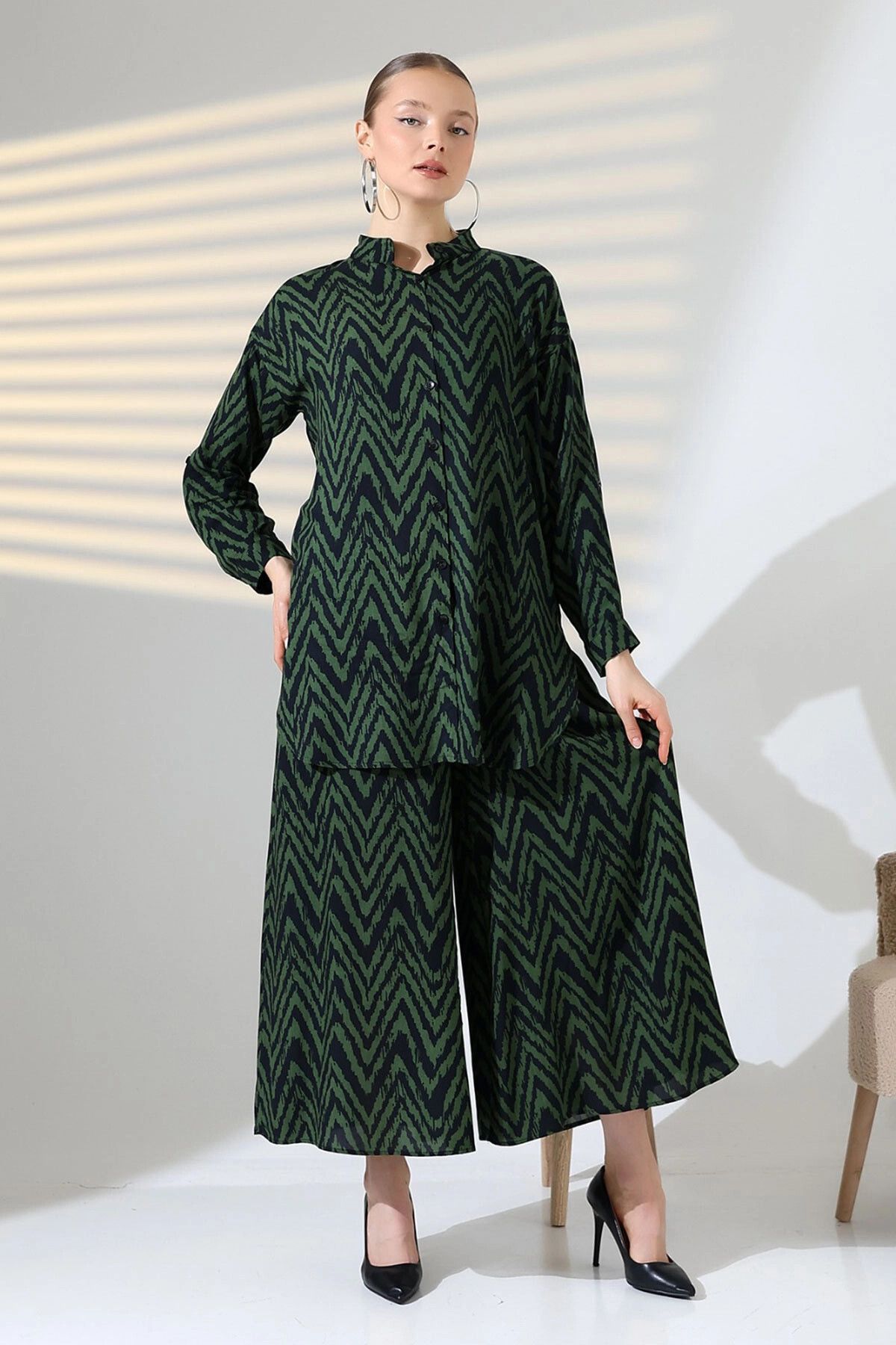 bacc-Khaki Judge Collar Zigzag Patterned Shirt and Trousers Woven Bottom Top Set Bcvl-25V053-1 2