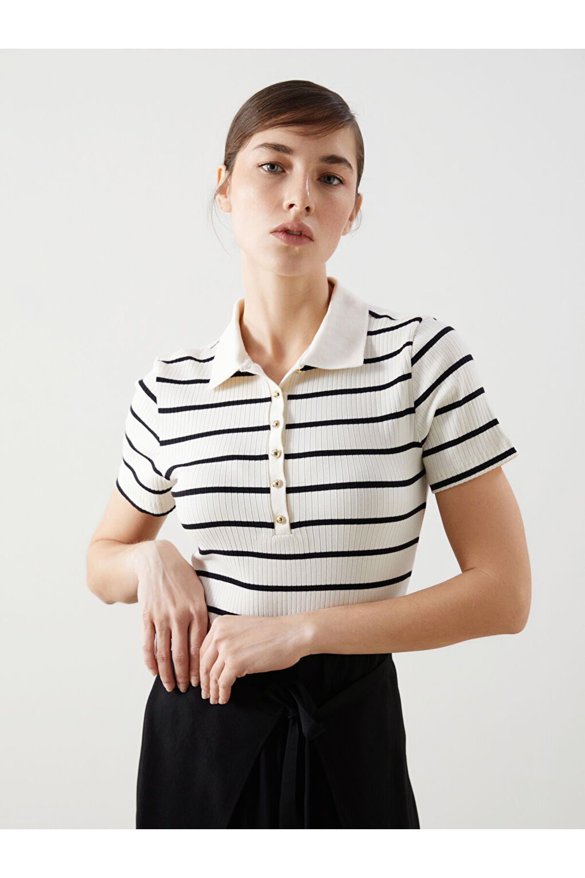 LC Waikiki LCW Polo Yaka Çizgili Kadın Tişört