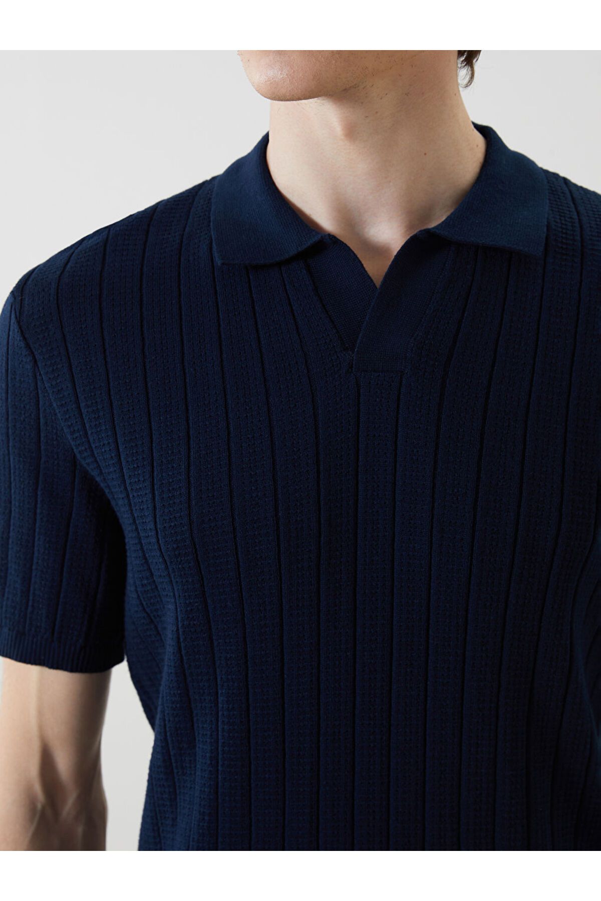 LC Waikiki-Polo Neck Short Sleeve Men's Knitwear Sweater 3