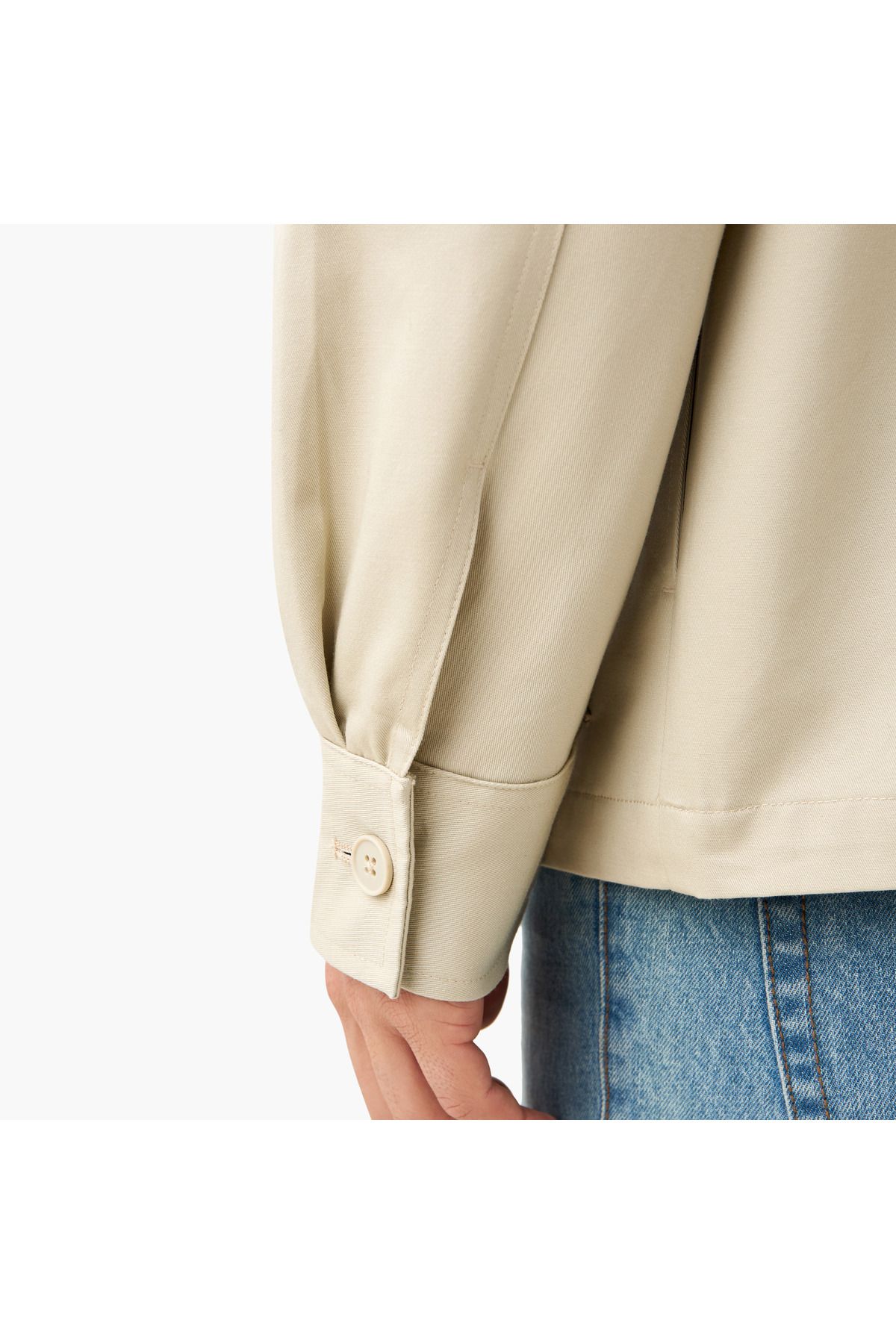 Emperor-Shacket with Pockets and Button Closure 4