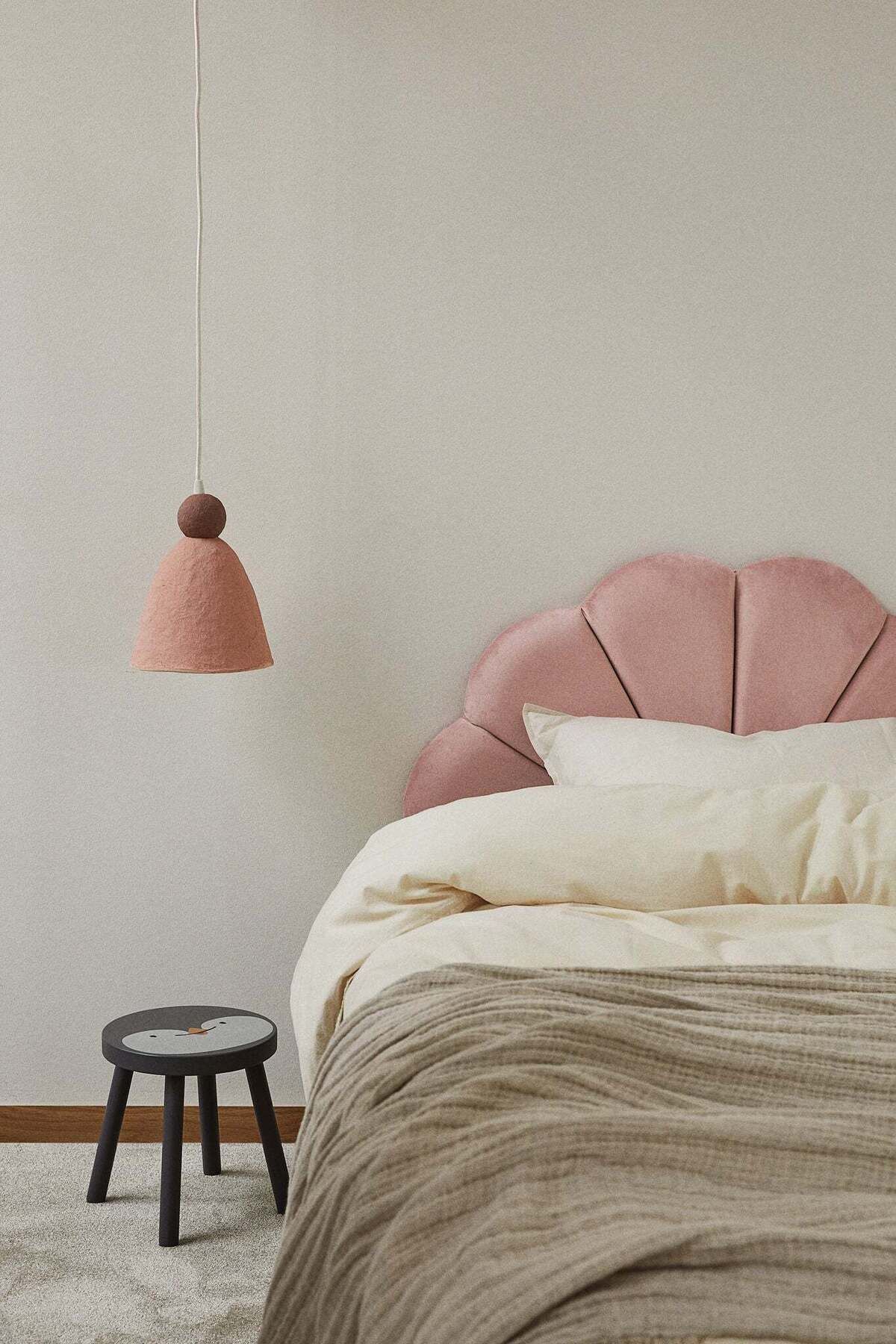 H&M-Upholstered headboard 3