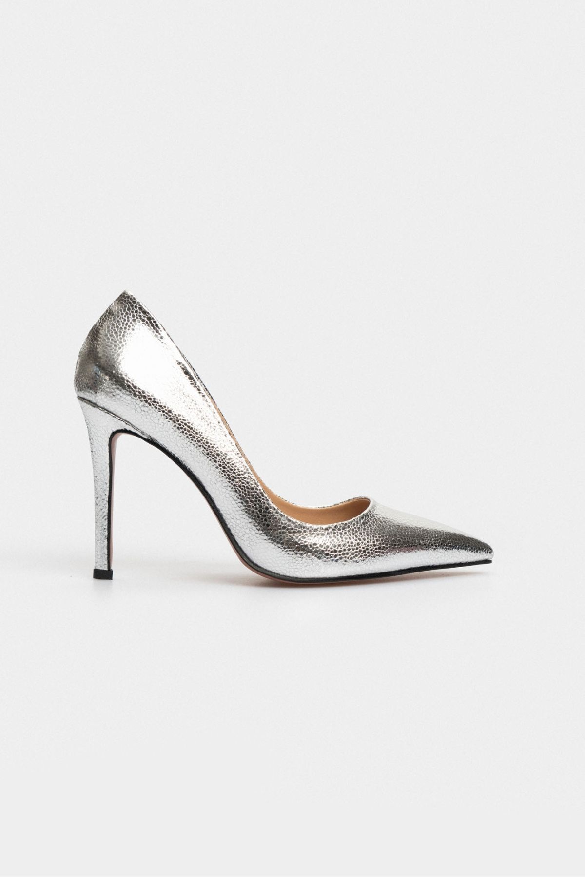 NİŞANTAŞI SHOES Damskie Szpilki Vanessa W Kolorze Srebrnym Ze Szpiczastymi Noskami - 39