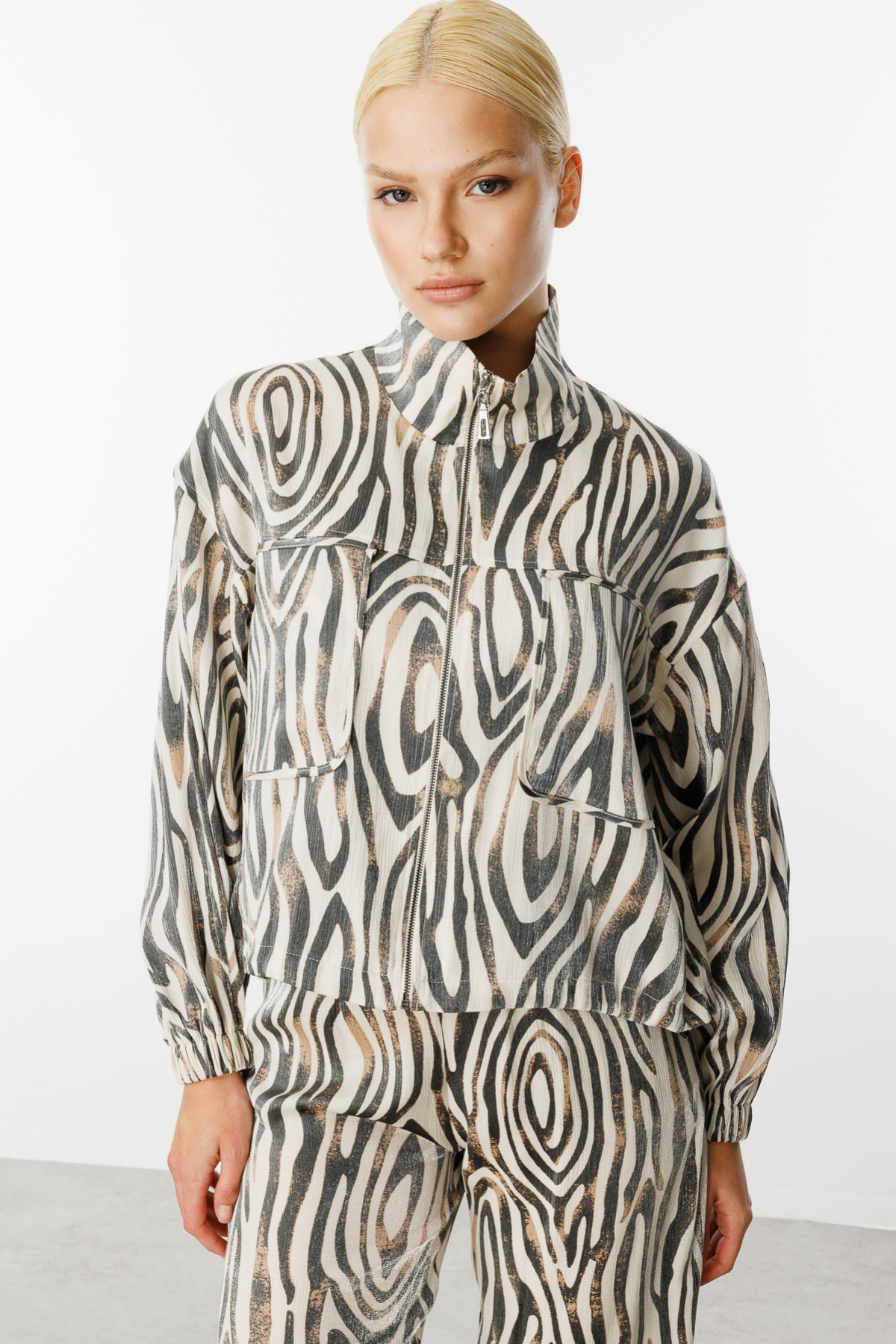 ON-Patterned Jacket with Elastic Sleeves Zebra Pattern-52505 2