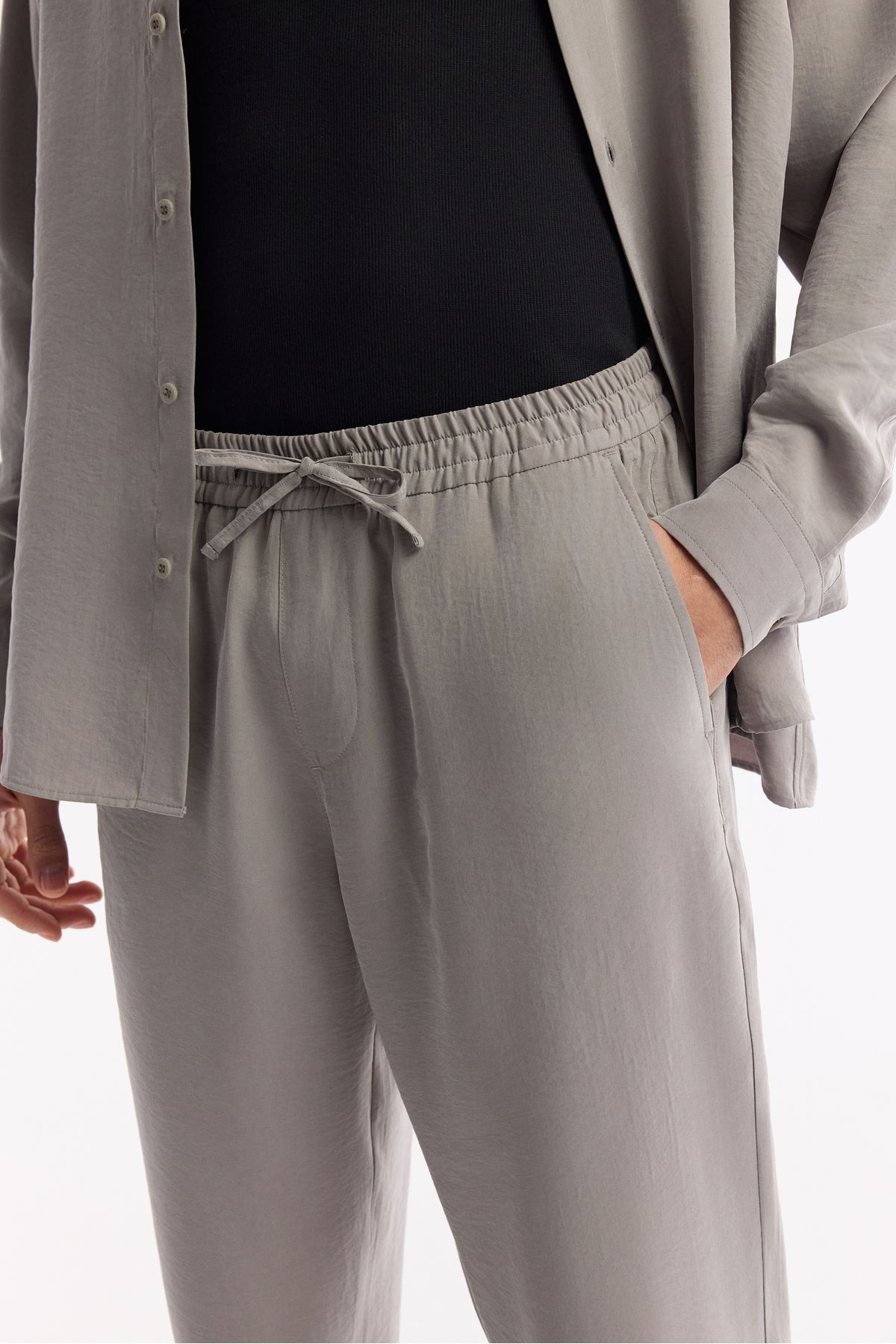 Avva-Men's Nardo Gray Elastic Waist Relaxed Cut Soft Touch Trousers A51Y3031 5