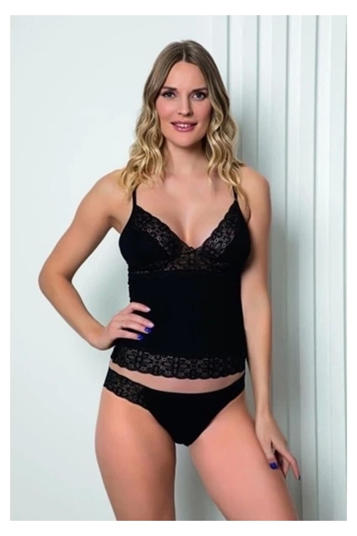 FTT SHOPPING MARKET Alissa 604 Atlet Takımı
