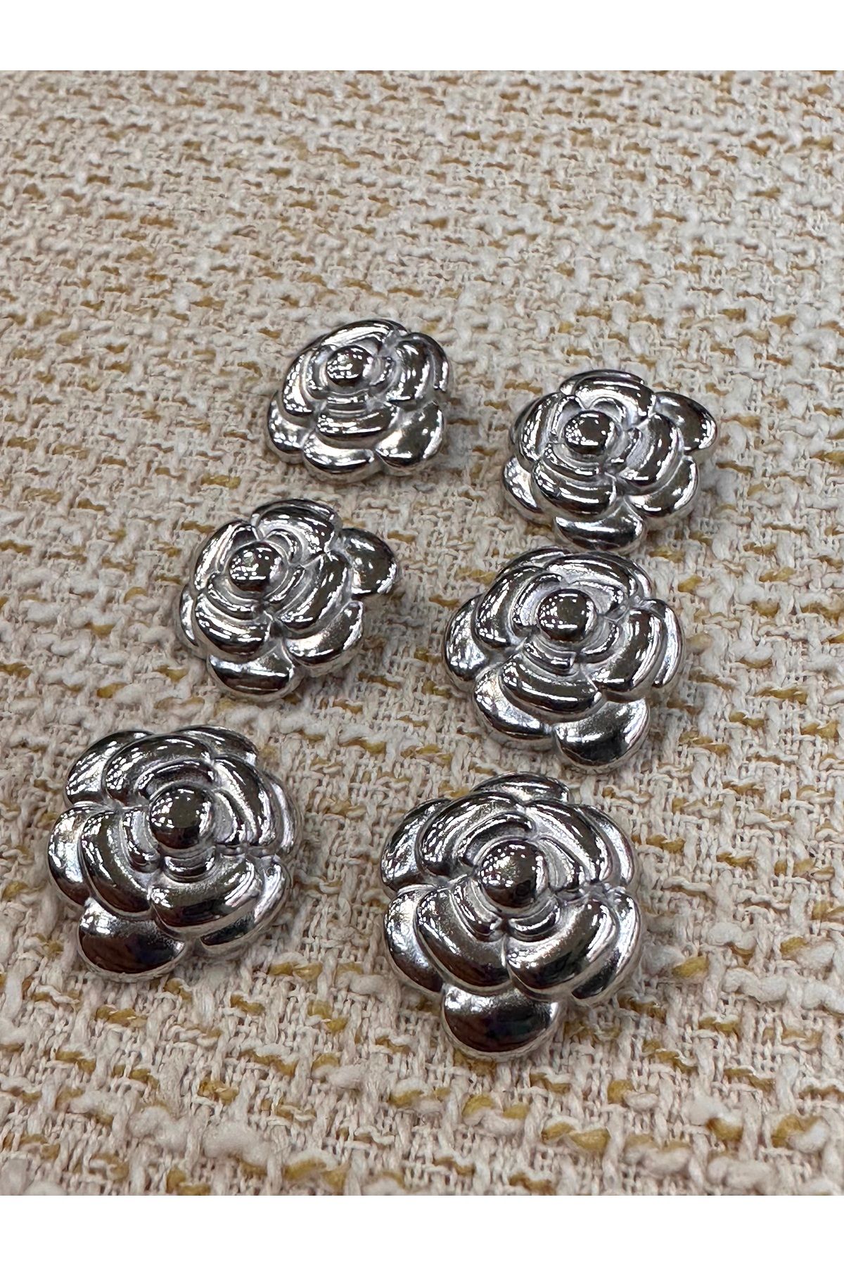 ODDA TASARIM ATÖLYESİ-Silver Color Flower Model Set of 6 Buttons (2.3cm) 4