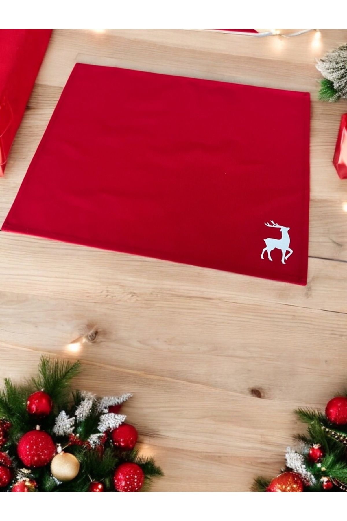 Atölye No 35-Tischsets Weihnachten, 4er Set Rot Gold Rentier-stickerei, Abwaschbar 45x35 Cm 5