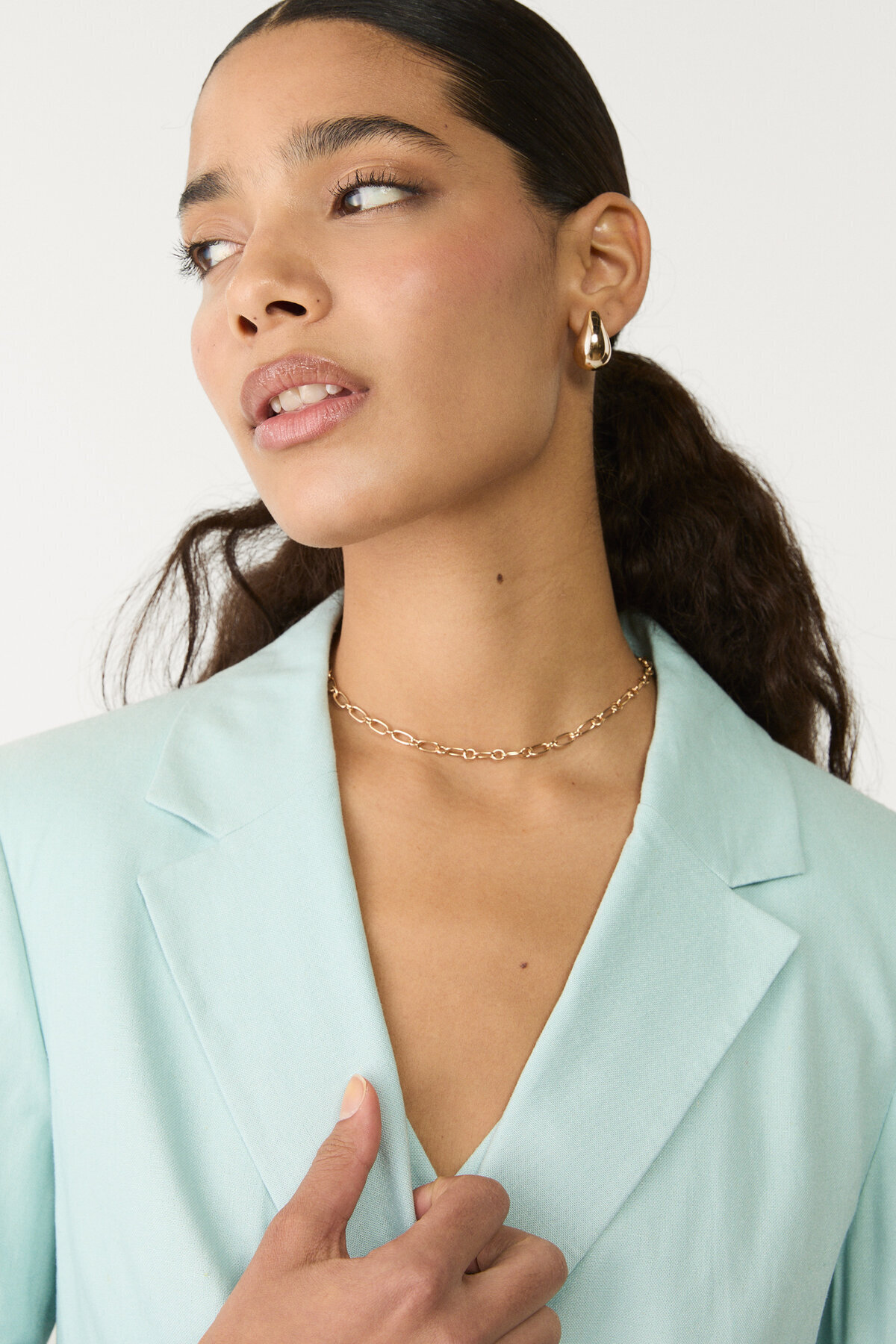 Stradivarius-Linen blend cropped blazer with tied back 4