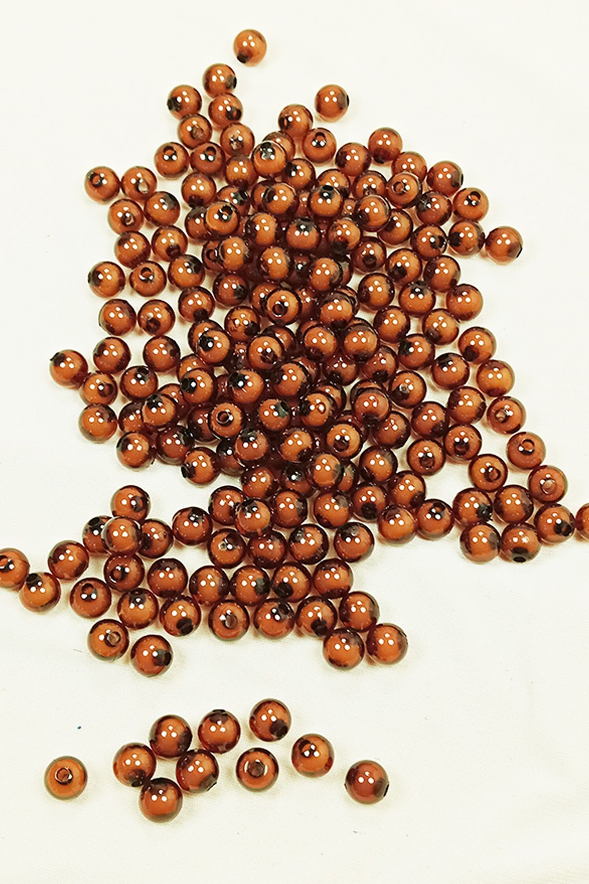 Nurum E Tİcaret Yuvarlak Boncuk İçten Boncuklu Bileklik Çanta Boncuğu 8 mm 50 gr Kahverengi - BNC469