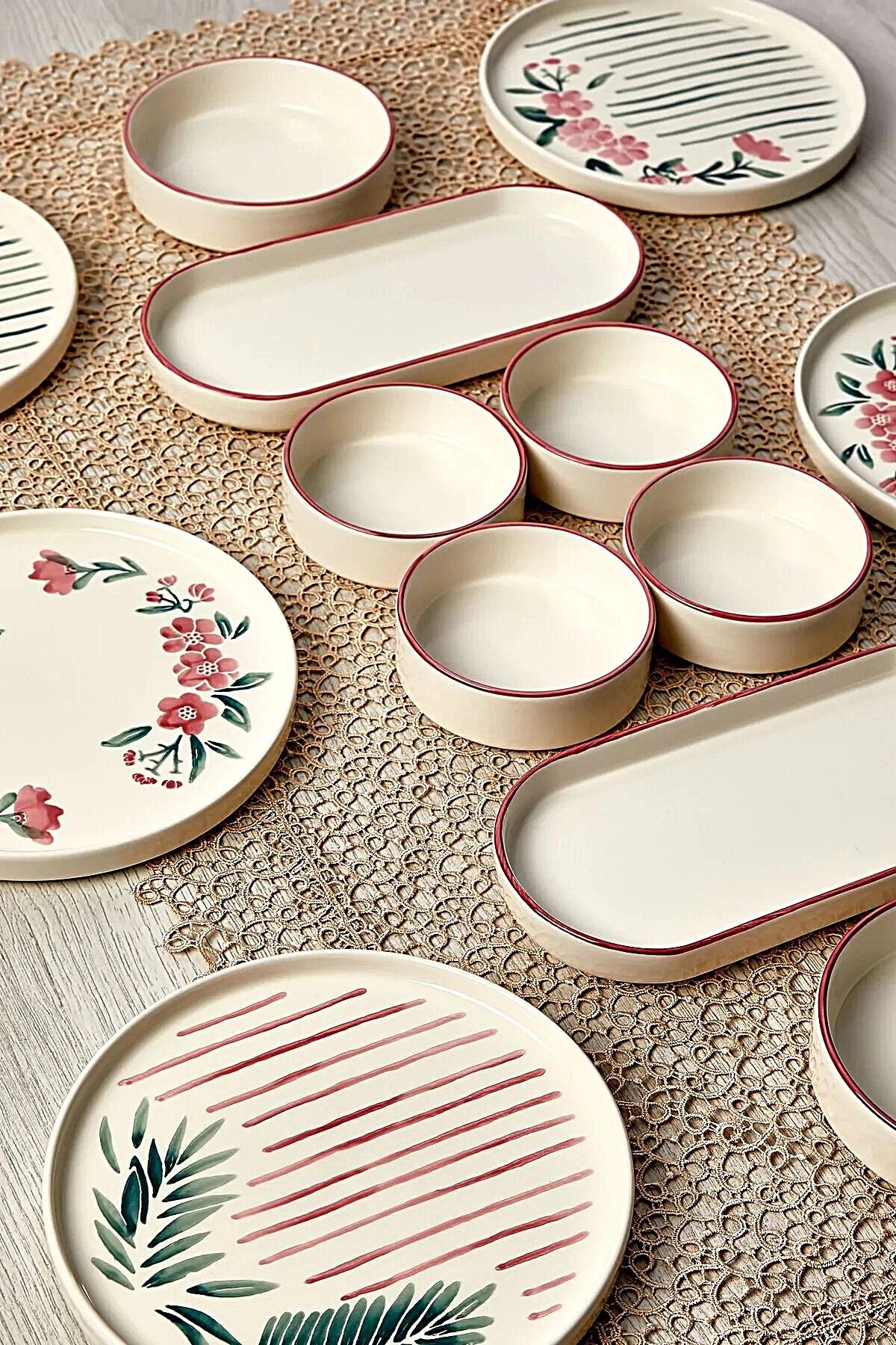 WuuQ-14 Piece Sakura Stackable Breakfast Set for 6 People - Luxury Breakfast Presentation Set Plate 2