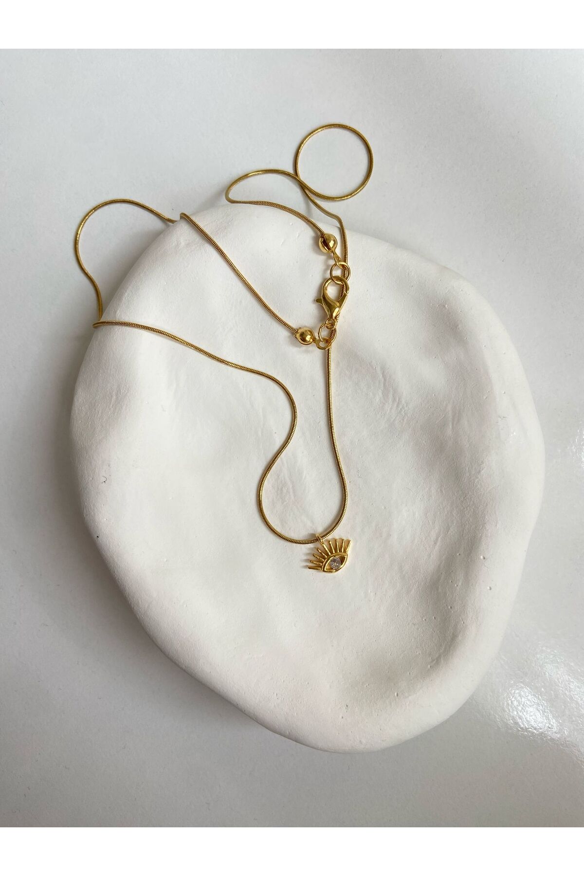 Mini Taşlı Göz Charm Yılan Zincir Altın Kaplama Gold Kadın Kolye (45 cm) – Sevgililer Günü Özel - Detay Görseli 2