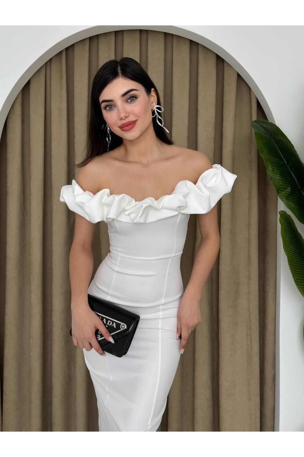 Leyaa Popi Madonna Yaka Kalem Elbise