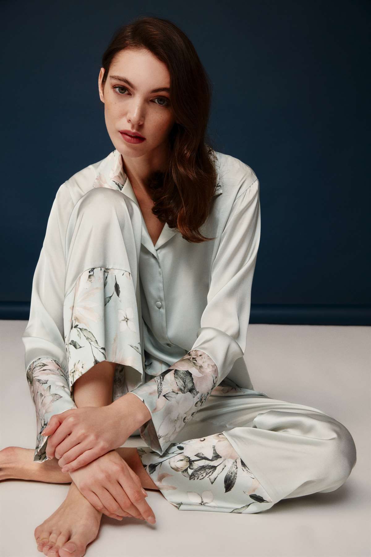 Bonnie Clyde-- Women's Printed Satin Pajama Set 30025 3