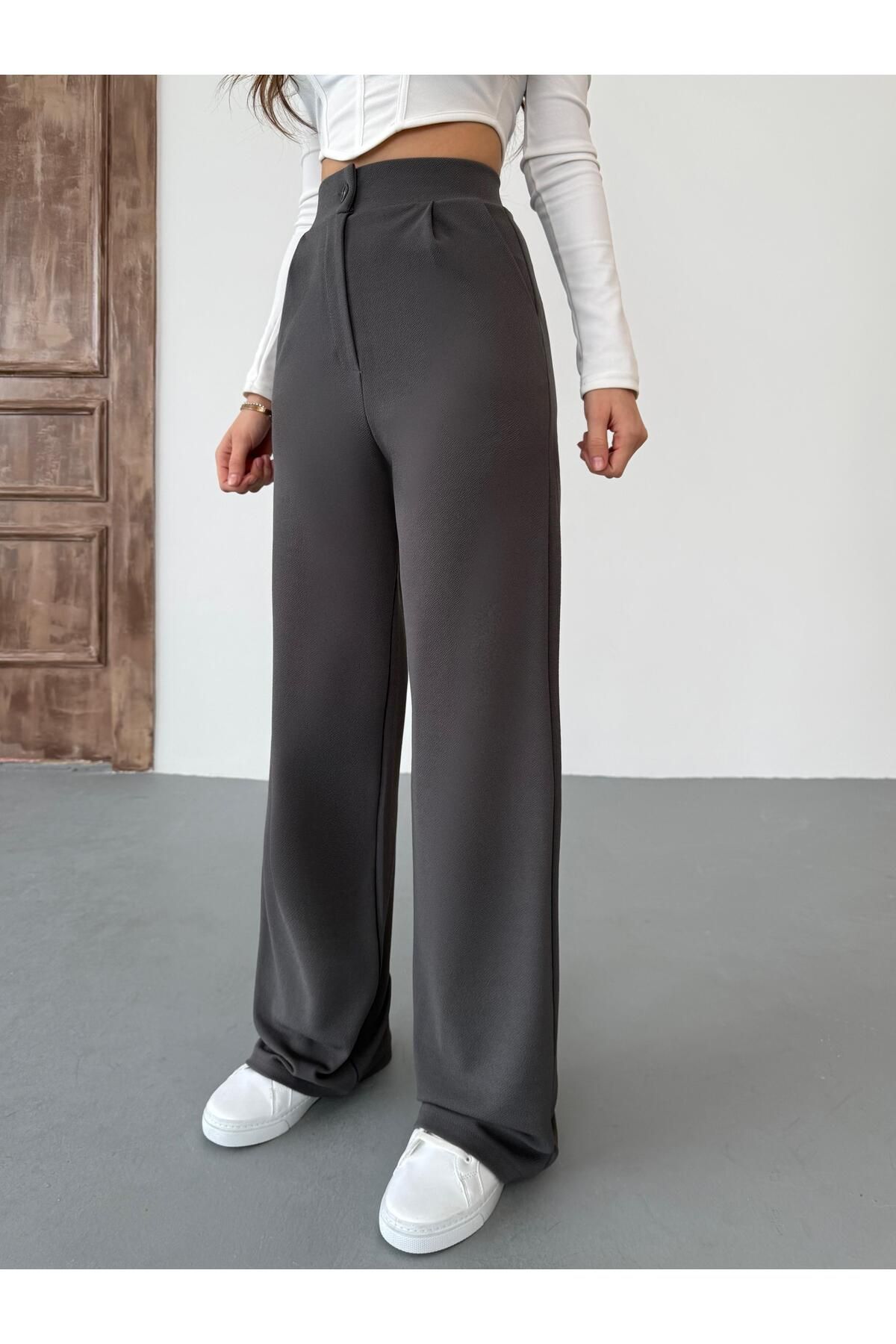 complete the look image