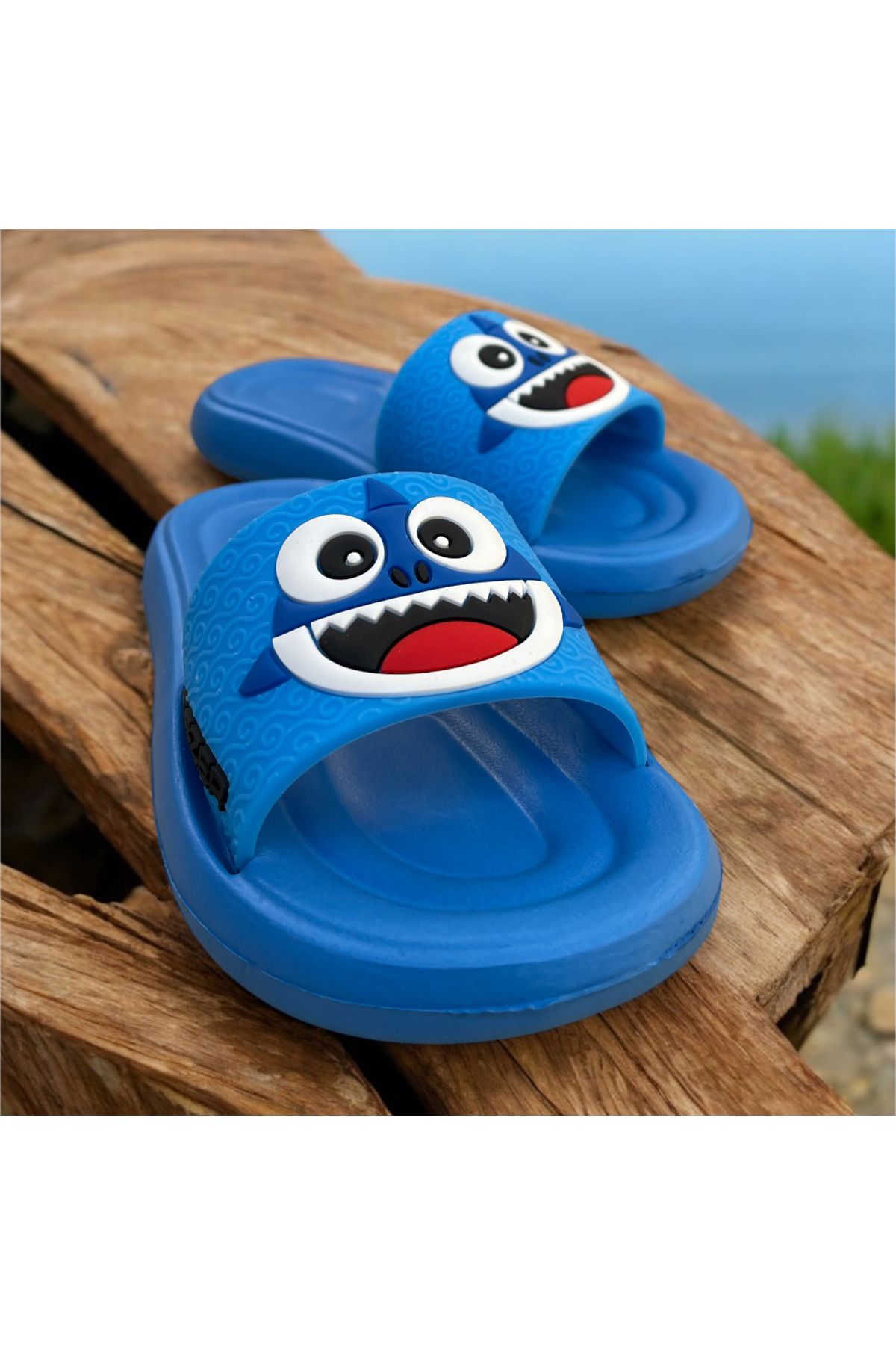 GEZER-Children's Slippers Beach Pool Garden Daily Use. Boy's Slippers 3